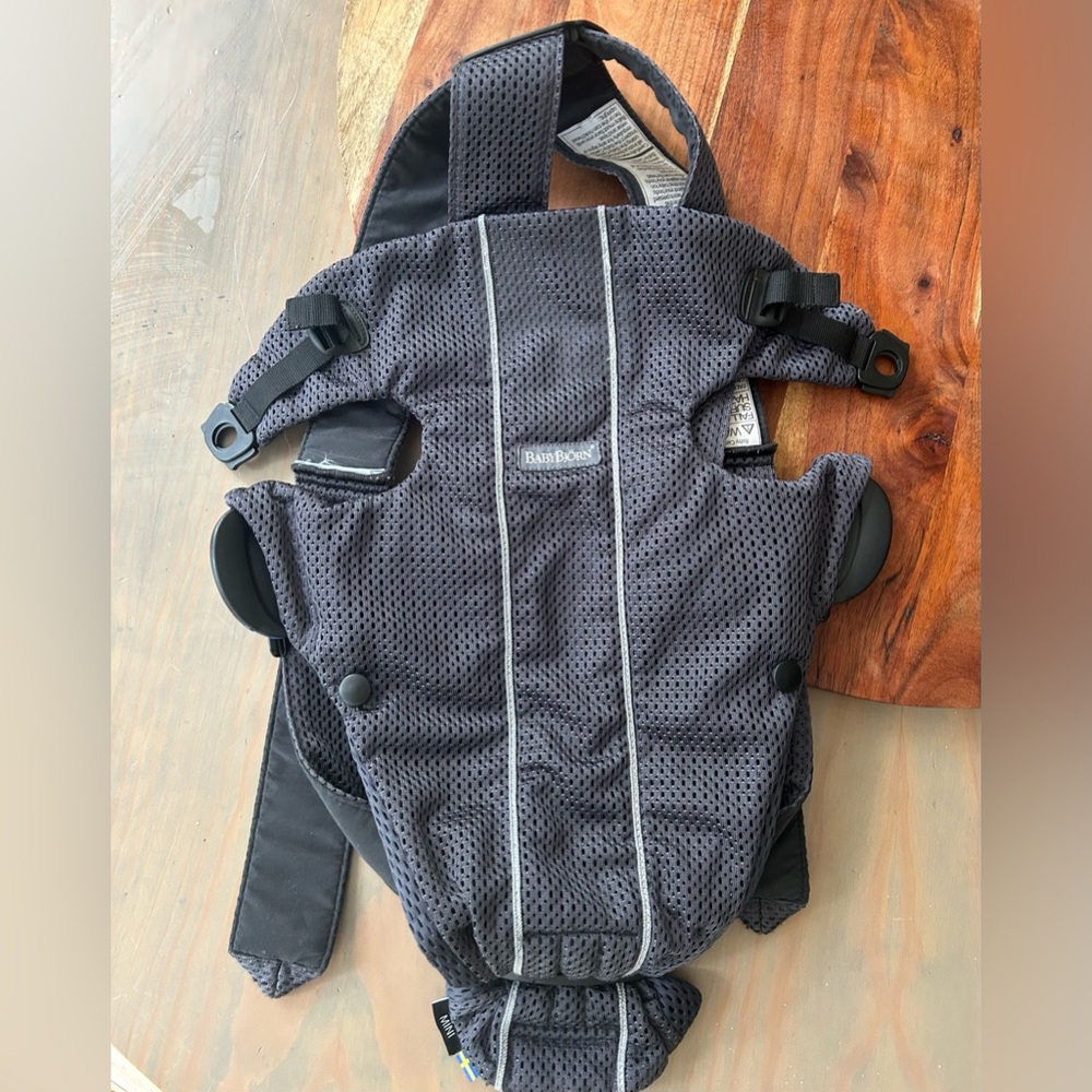 Baby  Björn carrier Mini